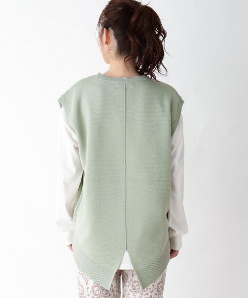 pink adobe（ピンクアドベ）の「◆【M-3L】バックスリット ニットベスト（ニット/セーター・レディース・ライトブルー/ブラック/ライトグリーン/アイボリー/ライトベージュ・44/40/38/42）」の14枚目の写真