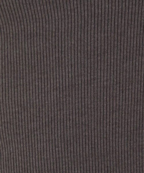 LOWRYS FARM（ローリーズファーム）の「スクエアタンク　934724（タンクトップ・レディース・チャコールグレー/ベージュ/ブルー/アイボリー/イエロー・MEDIUM/LARGE）」の7枚目の写真