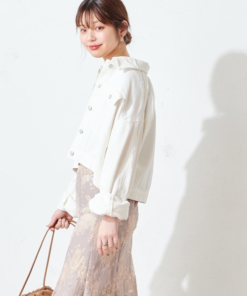 natural couture(ナチュラルクチュール)の「【WEB限定】オーバーサイズショート丈Gジャン(デニムジャケット・レディース・オフホワイト/ネイビー/ブルー・FREE)」の8枚目の写真