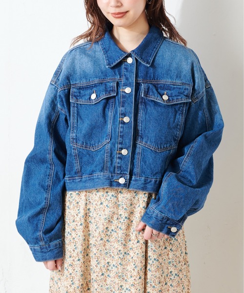 natural couture(ナチュラルクチュール)の「【WEB限定】オーバーサイズショート丈Gジャン(デニムジャケット・レディース・オフホワイト/ネイビー/ブルー・FREE)」の20枚目の写真