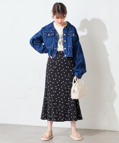 natural couture(ナチュラルクチュール)の「【WEB限定】オーバーサイズショート丈Gジャン(デニムジャケット・レディース・オフホワイト/ネイビー/ブルー・FREE)」の10枚目の写真