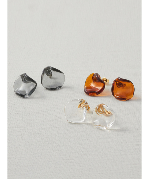 HARIO Lampwork Factory（ハリオランプワークファクトリー）の「【別注】【HARIO Lampwork Factory】ピアス フリル（ピアス（両耳用）・レディース・ブラウン/グレー/クリア・フリー）」の9枚目の写真