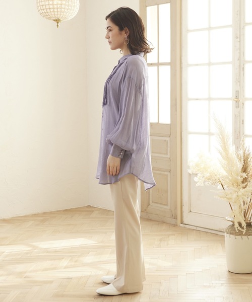 MATCH&more（マッチアンドモア）の「シアーピンタックシャツ（シャツ/ブラウス・レディース・パープル/ブラウン/オフホワイト・FREE）」の15枚目の写真