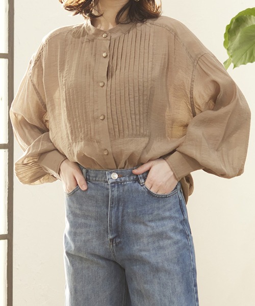 MATCH&more（マッチアンドモア）の「シアーピンタックシャツ（シャツ/ブラウス・レディース・パープル/ブラウン/オフホワイト・FREE）」の22枚目の写真