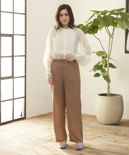 MATCH&more（マッチアンドモア）の「シアーピンタックシャツ（シャツ/ブラウス・レディース・パープル/ブラウン/オフホワイト・FREE）」の18枚目の写真