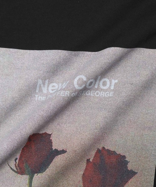 The DUFFER of ST.GEORGE（ザダファーオブセントジョージ）の「ROSE PRINT TEE：ローズプリント ビッグシルエット Tシャツ（Tシャツ/カットソー・メンズ・ホワイト/ブラック/ブラック系その他/ホワイト系その他・LARGE/X-LARGE/MEDIUM/SMALL）」の19枚目の写真