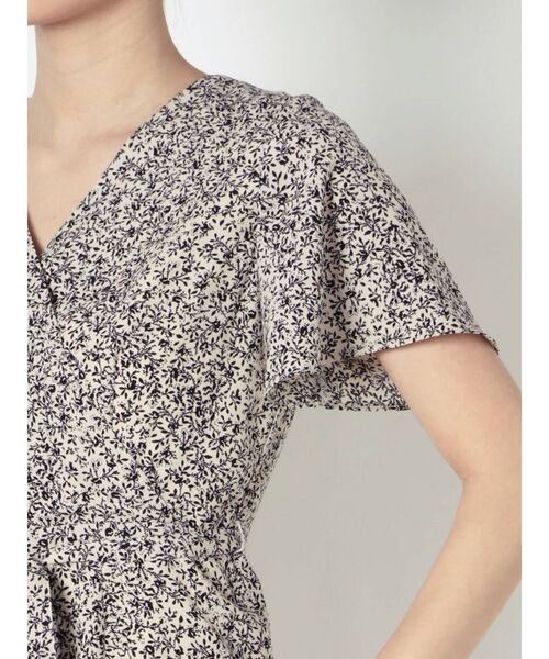 LAGUNAMOON（ラグナムーン）の「フラワーカシュクールワンピース（ワンピース・レディース・ブルー/アイボリー・MEDIUM/SMALL）」の5枚目の写真