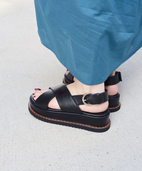 SHIPS（シップス）の「プラットフォームクロスサンダル◆（サンダル・レディース・ライトグリーン/ナチュラル/ブラック・36/37/38）」の16枚目の写真