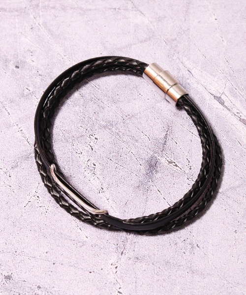 BAYBLO（ベイブロ）の「(BB)【本革】プレート 編み込み レザー ブレスレット（ブレスレット・メンズ・ホワイト/ブラック/ターコイズブルー/レッド/ネイビー/ブラウン・ONE SIZE）」の17枚目の写真