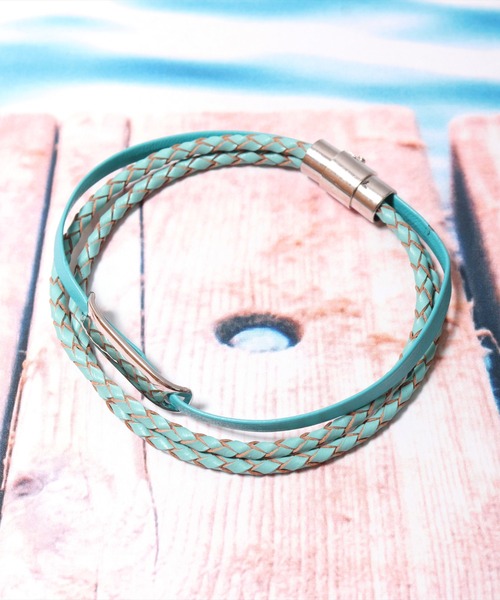 BAYBLO（ベイブロ）の「(BB)【本革】プレート 編み込み レザー ブレスレット（ブレスレット・メンズ・ホワイト/ブラック/ターコイズブルー/レッド/ネイビー/ブラウン・ONE SIZE）」の21枚目の写真