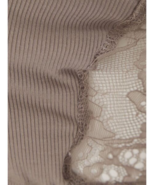 MERCURYDUO（マーキュリーデュオ）の「カップ付バックレースブラトップ（Tシャツ/カットソー・レディース・オフホワイト/ブラック/ブラウン・FREE）」の4枚目の写真