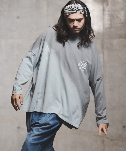 GLIMCLAP（グリムクラップ）の「mlt3502-Up there-dyeing & printed long-sleeve cutsew カットソー（Tシャツ/カットソー・メンズ・ベージュ/サックスブルー/ライトカーキ・L/S/M）」の5枚目の写真