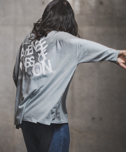 GLIMCLAP（グリムクラップ）の「mlt3502-Up there-dyeing & printed long-sleeve cutsew カットソー（Tシャツ/カットソー・メンズ・ベージュ/サックスブルー/ライトカーキ・L/S/M）」の7枚目の写真