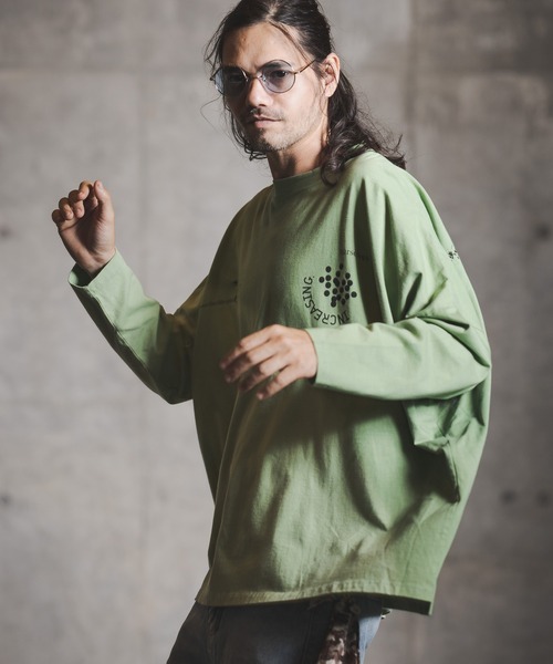 GLIMCLAP（グリムクラップ）の「mlt3502-Up there-dyeing & printed long-sleeve cutsew カットソー（Tシャツ/カットソー・メンズ・ベージュ/サックスブルー/ライトカーキ・L/S/M）」の18枚目の写真