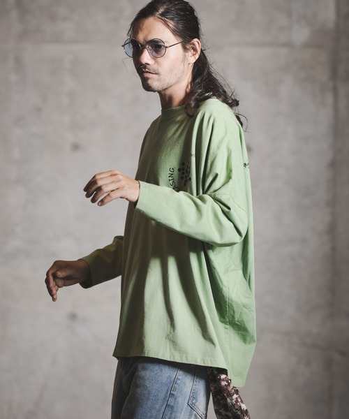 GLIMCLAP（グリムクラップ）の「mlt3502-Up there-dyeing & printed long-sleeve cutsew カットソー（Tシャツ/カットソー・メンズ・ベージュ/サックスブルー/ライトカーキ・L/S/M）」の19枚目の写真