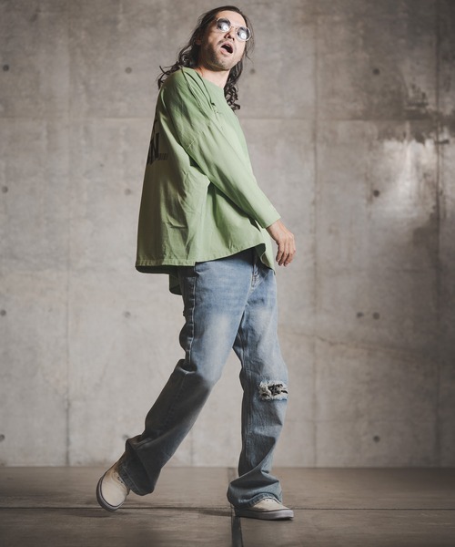 GLIMCLAP（グリムクラップ）の「mlt3502-Up there-dyeing & printed long-sleeve cutsew カットソー（Tシャツ/カットソー・メンズ・ベージュ/サックスブルー/ライトカーキ・L/S/M）」の20枚目の写真