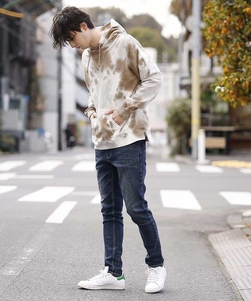 MK MICHEL KLEIN HOMME （エムケーミッシェルクランオム）の「タイダイプルオーバーパーカー（パーカー・メンズ・ライトブルー/ベージュ/ブラック・51/46/48）」の9枚目の写真