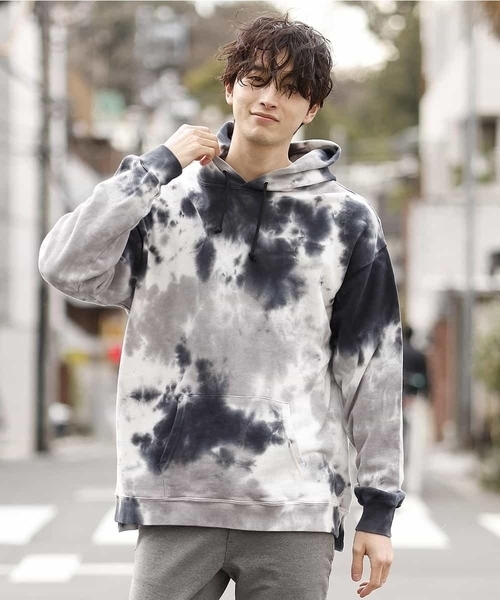 MK MICHEL KLEIN HOMME （エムケーミッシェルクランオム）の「タイダイプルオーバーパーカー（パーカー・メンズ・ライトブルー/ベージュ/ブラック・51/46/48）」の16枚目の写真