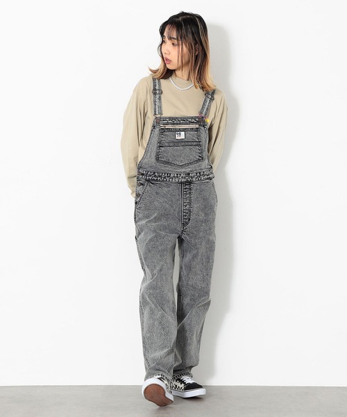 EDWIN(エドウィン)の「STEPMARK レトロオーバーオール(サロペット/オーバーオール・レディース・ライトブルー/ライトブラック・SMALL/MEDIUM/LARGE)」の2枚目の写真