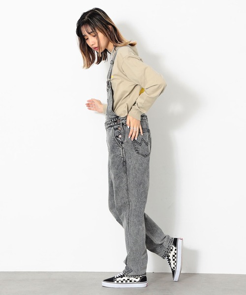 EDWIN(エドウィン)の「STEPMARK レトロオーバーオール(サロペット/オーバーオール・レディース・ライトブルー/ライトブラック・SMALL/MEDIUM/LARGE)」の11枚目の写真