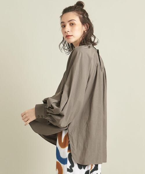 BEAUTY&YOUTH UNITED ARROWS（ビューティーアンドユースユナイテッドアローズ）の「BY バックボタンボリュームスリーブブラウス -ウォッシャブル- ∴◆（シャツ/ブラウス・レディース・ホワイト/ライトブルー/オリーブ/ピンク/ブラック・FREE）」の16枚目の写真