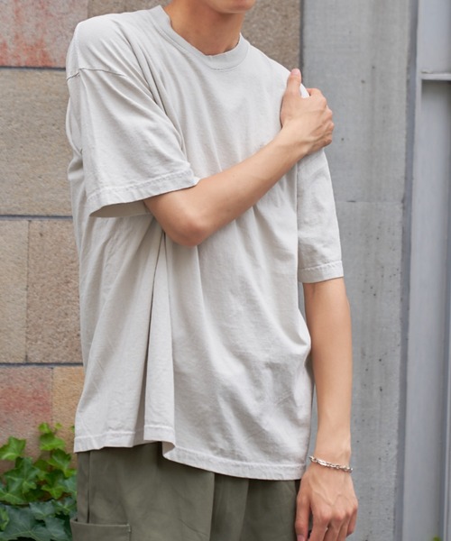 LOS ANGELES APPAREL(ロサンゼルスアパレル)の「【LOS ANGELES APPAREL】6.5オンス ガーメントダイ クルーネックTシャツ 1801GD UNTR(Tシャツ/カットソー・メンズ・ホワイト/ダークグリーン/グレー/ダークパープル/ブラック/ネイビー/ミント/グレイッシュブルー/サックスブルー系/ライトグレー系/グリーン/オフホワイト・XL/L/M/S)」の4枚目の写真