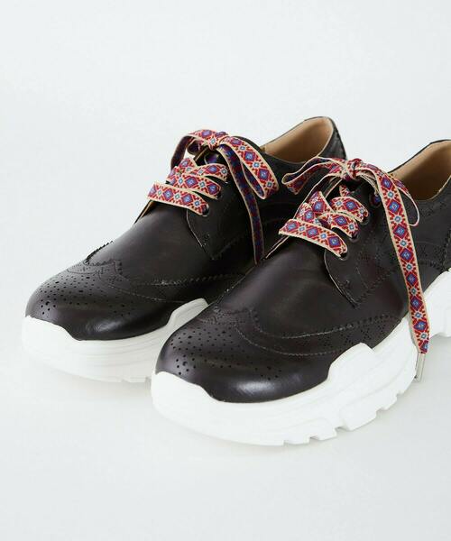 FRAPBOIS（フラボア）の「ブローグスニーカー（スニーカー・レディース・ブラウン/ブラック・1/3/0/2）」の4枚目の写真