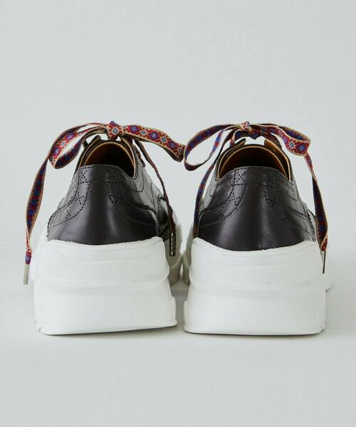 FRAPBOIS（フラボア）の「ブローグスニーカー（スニーカー・レディース・ブラウン/ブラック・1/3/0/2）」の8枚目の写真