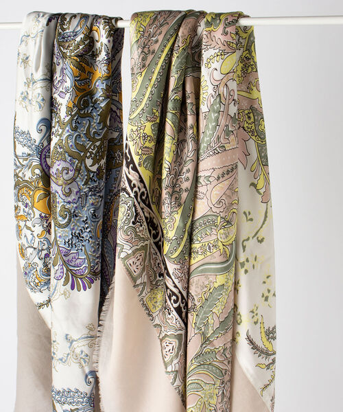 CITRUS（シトラス）の「【CITRUS/ シトラス】スクエアペーズリーストール（ストール/ショール・レディース・ブルー系その他3/ピンク系その他3・FREE）」の6枚目の写真