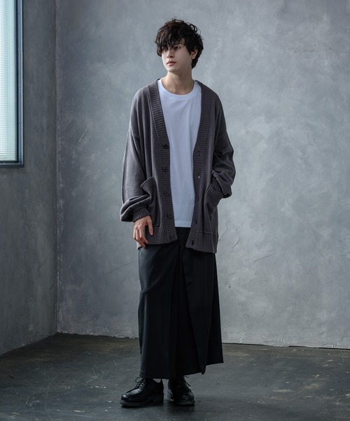 KUUUPY（クーピー）の「Cotton Acryl Relux  Cardigan - コットンアクリルリラックスカーディガン（カーディガン/ボレロ・メンズ・チャコールグレー/ライトグレー・SMALL/MEDIUM/LARGE）」の5枚目の写真