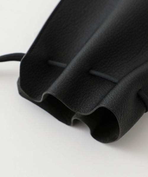 ITTI（イッチ）の「STUDIOUS別注 巾着ショルダーバッグ（ショルダーバッグ・メンズ・ホワイト/ブラック/ベージュ/イエロー/グリーン・FREE）」の20枚目の写真