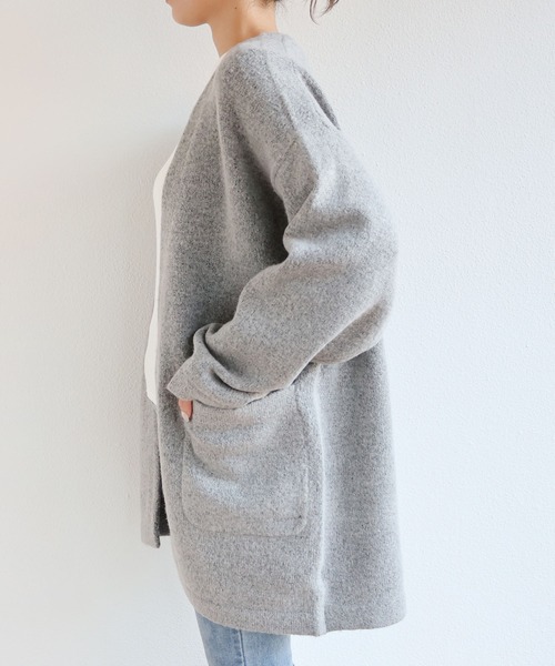 andme（アンドミー）の「ミドル丈ふっくらブークレニットカーディガン（カーディガン/ボレロ・レディース・チャコールグレー/グレー/オフホワイト/ベージュ系その他/オリーブ・S/M）」の14枚目の写真