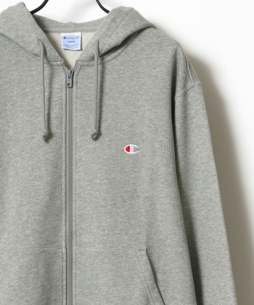 Champion(チャンピオン)の「Champion/チャンピオン ワンポイント スウェット フルジップパーカー フーディー(パーカー・メンズ・オートミール/ネイビー/グレー/ブラック・M/L/XL)」の2枚目の写真