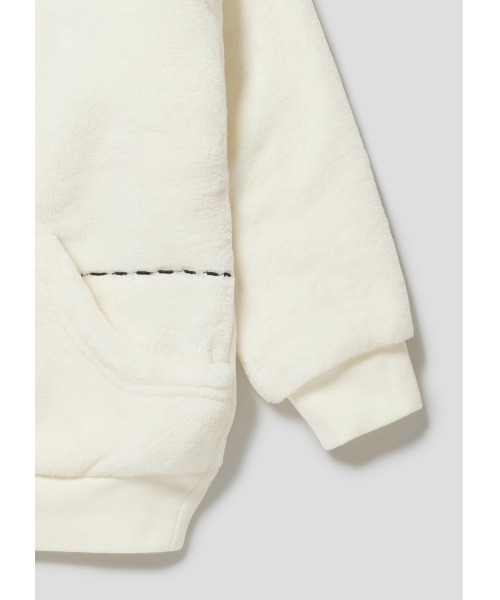 Design Tshirts Store graniph（デザイン　ティーシャツ　ストア　グラニフ）の「スヌーピー(ピーナッツ)｜キッズボアフリースパーカー（パーカー・キッズ・オフホワイト・100/110/120/130/140）」の10枚目の写真