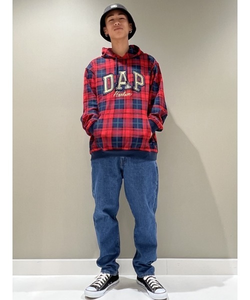 GAP（ギャップ）の「Gapflex ウォッシュウェル(TM) リラックステーパードデニム（デニムパンツ・メンズ・ライトインディゴブルー・31W 30L/29W 30L/30W 30L/32W 30L/28W 30L/32W 32L/31W 32L/36W 32L/33W 32L/34W 32L）」の20枚目の写真