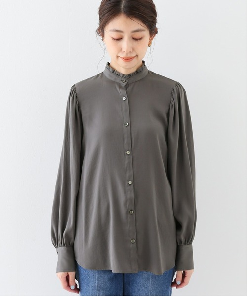 SLOBE IENA(スローブイエナ)の「サテンフリルカラーブラウス【手洗い可能】◆(シャツ/ブラウス・レディース・ホワイト/チャコールグレー・FREE)」の10枚目の写真