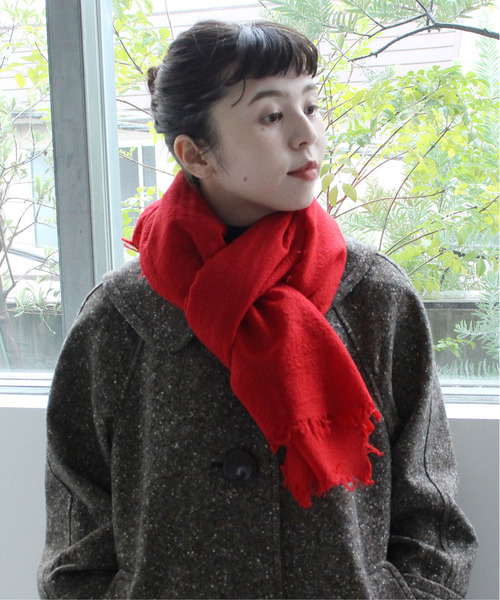 CHILD WOMAN（チャイルドウーマン）の「LITTLE LION WOOL無地ストール（ストール/ショール・レディース・ネイビー/イエロー/ピンク/キナリ/グリーン/レッド/グレー/ブルー・FREE）」の21枚目の写真