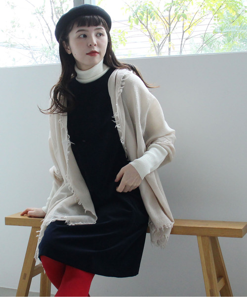 CHILD WOMAN（チャイルドウーマン）の「LITTLE LION WOOL無地ストール（ストール/ショール・レディース・ネイビー/イエロー/ピンク/キナリ/グリーン/レッド/グレー/ブルー・FREE）」の13枚目の写真