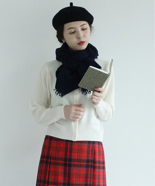 CHILD WOMAN（チャイルドウーマン）の「LITTLE LION WOOL無地ストール（ストール/ショール・レディース・ネイビー/イエロー/ピンク/キナリ/グリーン/レッド/グレー/ブルー・FREE）」の10枚目の写真