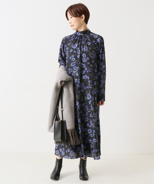 journal standard L'essage（ジャーナルスタンダードレサージュ）の「フラワープリントボウタイワンピース◆（ワンピース・レディース・ブルー/イエロー・FREE）」の2枚目の写真