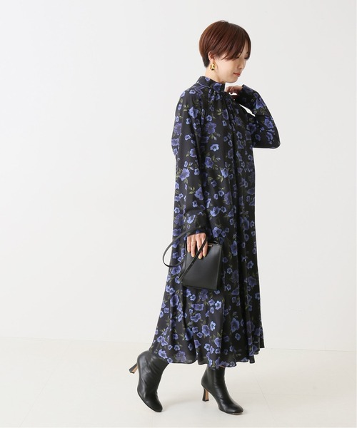 journal standard L'essage（ジャーナルスタンダードレサージュ）の「フラワープリントボウタイワンピース◆（ワンピース・レディース・ブルー/イエロー・FREE）」の19枚目の写真