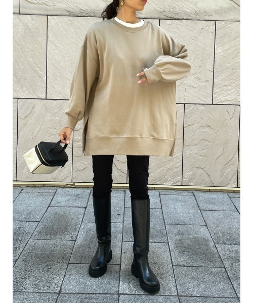 ulu（ウル）の「Side slit oversized pullover（スウェット・レディース・ライトオリーブ・FREE）」の7枚目の写真