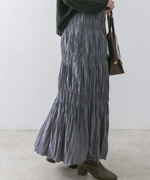 URBAN RESEARCH ROSSO WOMEN(アーバンリサーチ ロッソ)の「シャーリングティアードスカート(スカート・レディース・パープル系その他/ブラウン系その他・FREE)」の11枚目の写真