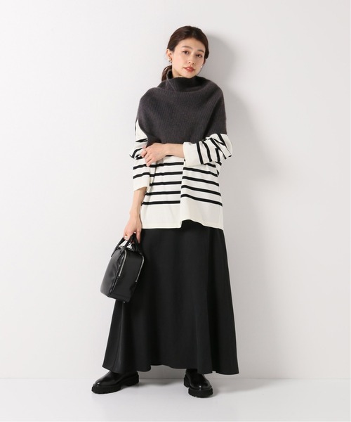 IENA（イエナ）の「ウォッシャブルラクーンMIX スヌード（ネックウォーマー/スヌード・レディース・チャコールグレー/アイボリー/ベージュ・FREE）」の4枚目の写真