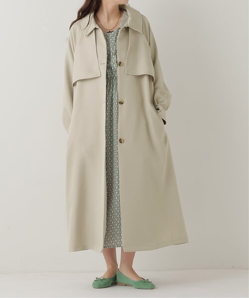 RAY CASSIN（レイカズン）の「2WAYカラーボリュームスリーブコート（トレンチコート・レディース・ベージュ/カーキ/モカ/グレイッシュベージュ・FREE）」の3枚目の写真