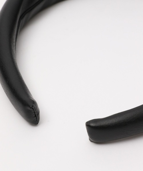 PAGEBOY（ページボーイ）の「ボリュームカチューシャ（カチューシャ・レディース・ブラック/オフホワイト・FREE）」の5枚目の写真