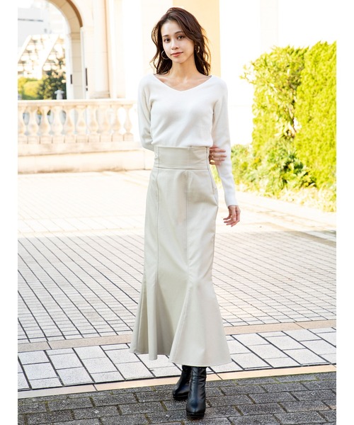 DURAS(デュラス)の「2WAYカッティングニットトップス(ニット/セーター・レディース・ベージュ/ワインレッド/ホワイト/ブラック・FREE)」の7枚目の写真