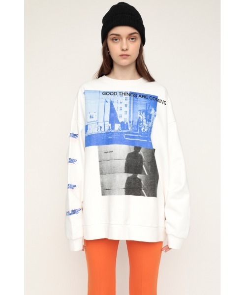 SLY（スライ）の「2 COLOR PHOTO SW/２カラーフォトスウェット（スウェット・レディース・ブラック/ホワイト/グレー・FREE）」の15枚目の写真