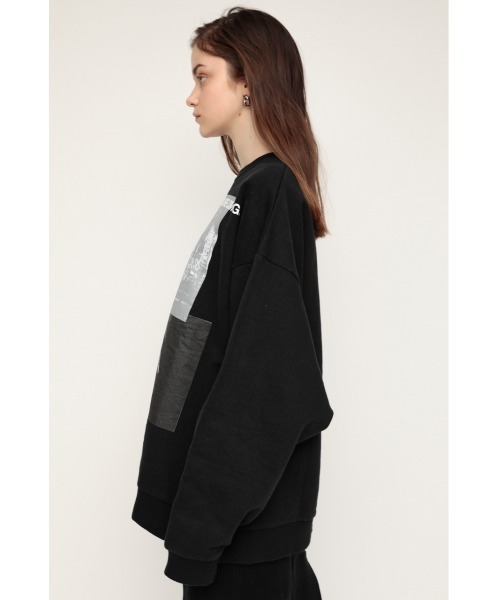 SLY（スライ）の「2 COLOR PHOTO SW/２カラーフォトスウェット（スウェット・レディース・ブラック/ホワイト/グレー・FREE）」の16枚目の写真