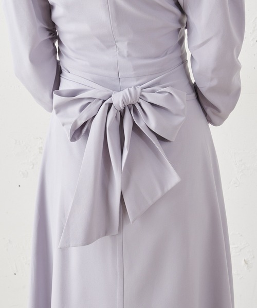 MIIA（ミーア）の「ウエストリボンパフスリーブロングワンピース（ワンピース・レディース・ブラック/ベージュ/ブルー・FREE）」の22枚目の写真